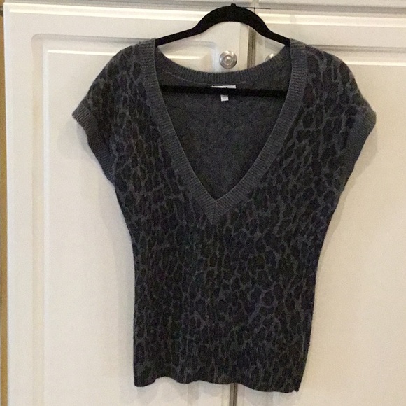 Cache Gray & Black Leopard Print Sweater - Picture 1 of 8